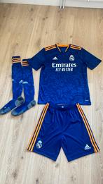 Origineel Real Madrid vietbaltenue maat 164/176, Maat XS of kleiner, Ophalen of Verzenden, Zo goed als nieuw, Shirt