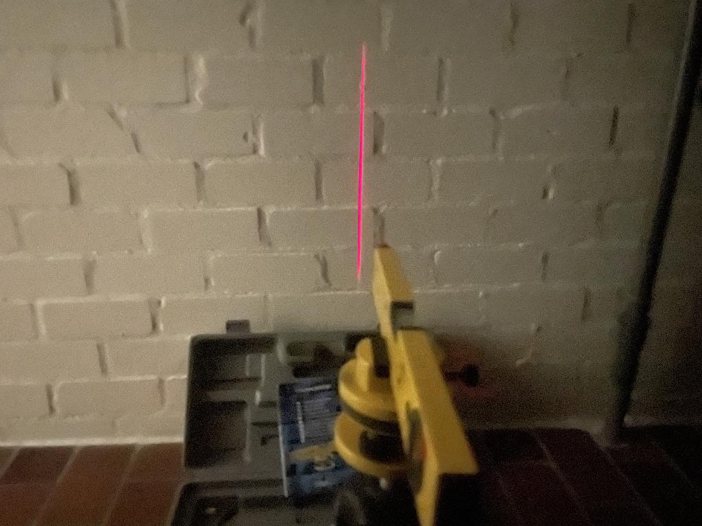 Laserwaterpas met statief €15,-, Ophalen, Zo goed als nieuw, Licht