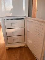 Indesit Koel/vriescombinatie A-klasse - Amstelveen, Ophalen, Gebruikt, 200 liter of meer, Met aparte vriezer