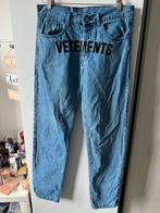 Vetements logo jeans. Size S, Verzenden, Zo goed als nieuw, Blauw, W32 (confectie 46) of kleiner