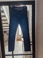 Te koop blauwe damesspijkerbroek, maat 40, merk Esmara., Blauw, Zo goed als nieuw, W30 - W32 (confectie 38/40), Esmara