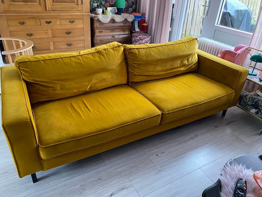Oker gele 3 zits bank, Huis en Inrichting, Banken | Bankstellen, Ophalen, Gebruikt, Driepersoons, 75 tot 100 cm