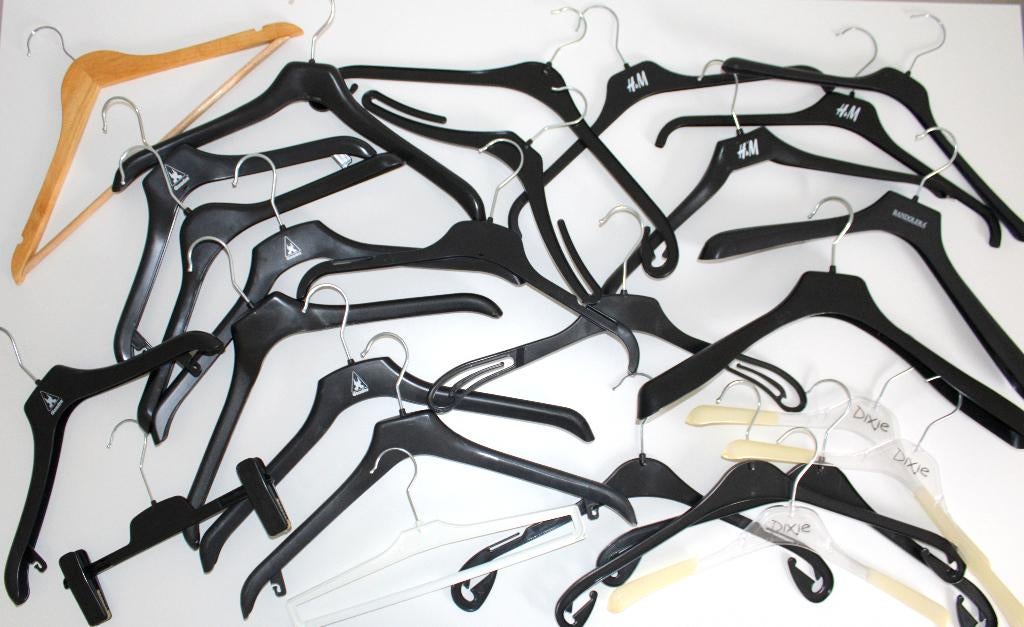 27 kledinghangers broekhanger kledinghanger kind heren dames, Ophalen of Verzenden, Zo goed als nieuw, Kunststof, Kinderen en Volwassenen