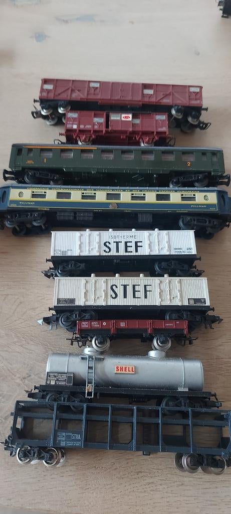 7 Jouef goederenwagens met 2 personenrijtuigen, Gelijkstroom, Wagon, Zo goed als nieuw, Piko