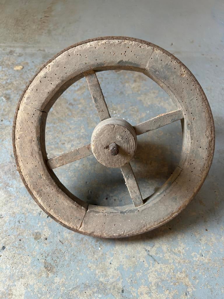 Houten kruiwagenwiel, Antiek en Kunst, Ophalen of Verzenden