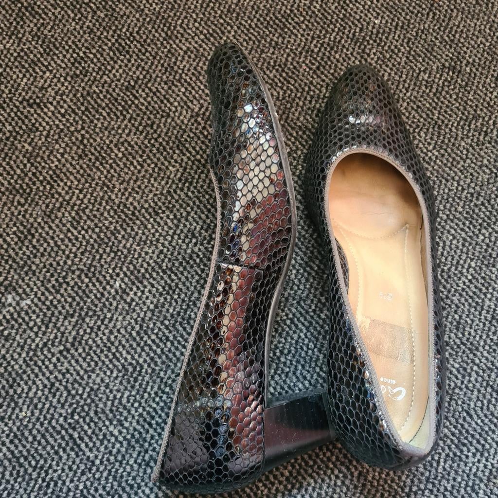 Diverse nieuwe en zgan merkschoenen (Gabor, Hartjes) 39/40, Ophalen of Verzenden, Zo goed als nieuw, Overige kleuren, Overige typen