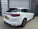 Renault Mégane Estate 1.2 TCe Bose [Camera|Keyless|Dodehoek, Voorwielaandrijving, Gebruikt, 4 cilinders, Leder en Stof