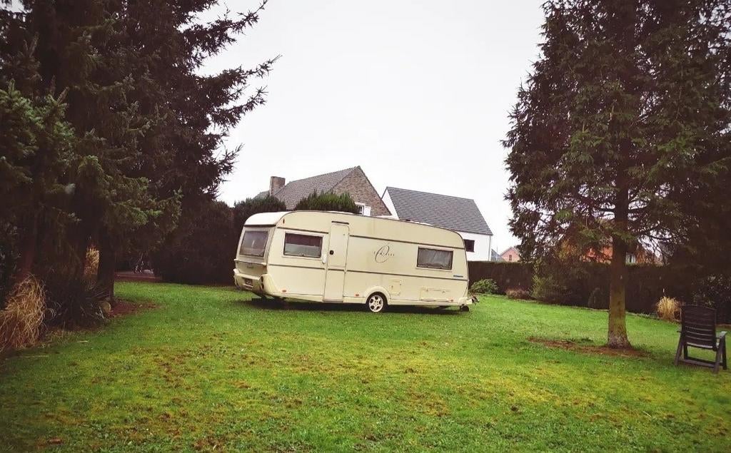 Gerenoveerde Tabbert Caravan: Tiny Living & Off-grid Klaar, Vast bed, Tabbert, Tot en met 2, Particulier