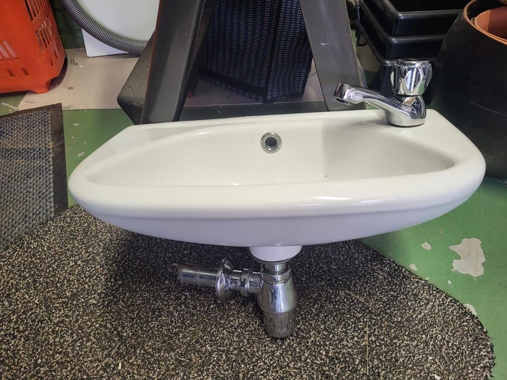 Toilet fonteintje met kraan en sifon, Ophalen, Toilet