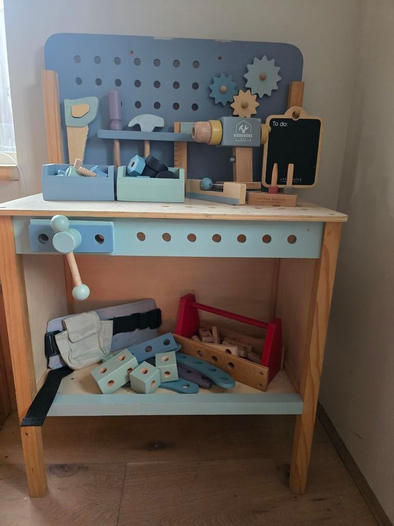 Little dutch werkbank met gereedschapsriem, boormachine, Ophalen