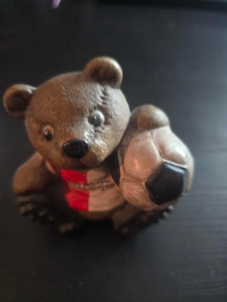 uniek Feyenoord beer, Ophalen of Verzenden, Zo goed als nieuw, Steen, Aardewerk of Keramiek, Strip- of Tekenfilmfiguur