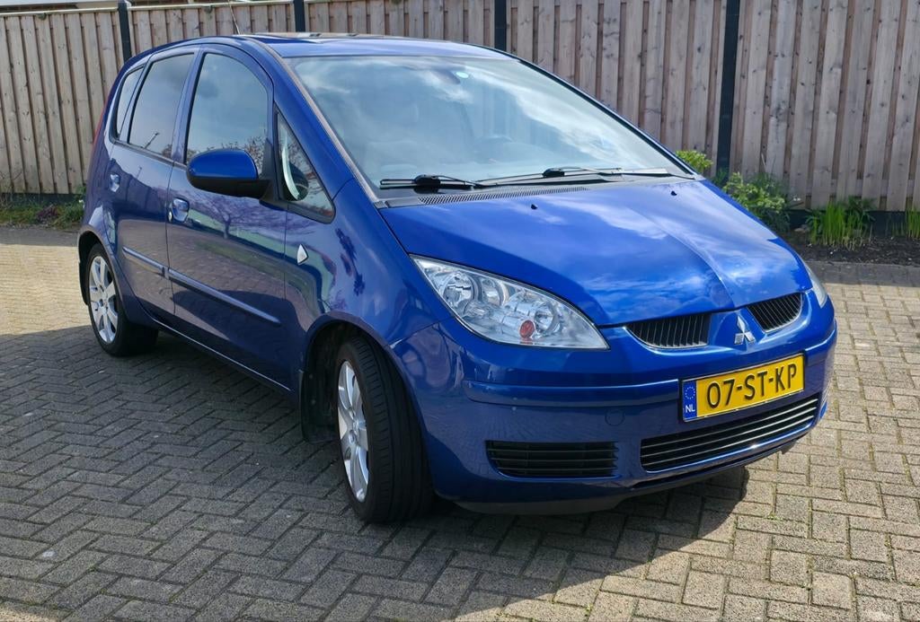 Mitsubishi Colt d'Azur 1.5 CZ5 2006 metalic, Auto's, Mitsubishi, Voorwielaandrijving, 970 kg, Stof, 40 €/maand