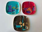 3 Vintage melamine Fiskars Wiederkehr Finland bordjes, Overige materialen, Ophalen of Verzenden, Zo goed als nieuw, Bord(en)