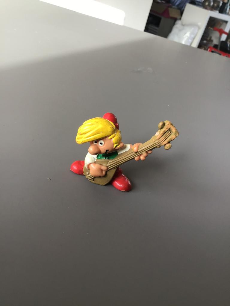 Schleich/Peyo Peewit / Pfiffikus Smurf, pvc 1978, groen hemd, Verzamelen, Smurfen, Ophalen of Verzenden, Gebruikt, Overige Smurfen