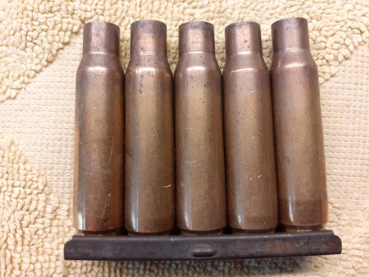 Clip, laadstrip FAL 7,62x51 met hulzen (ONKLAAR) ., Verzamelen, Militaria | Algemeen, Landmacht, Hulzen of Bodemvondsten, Nederland