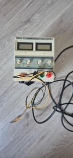 Laboratorium voeding 0-30V/ 0-3A (regelbare voeding), Ophalen of Verzenden