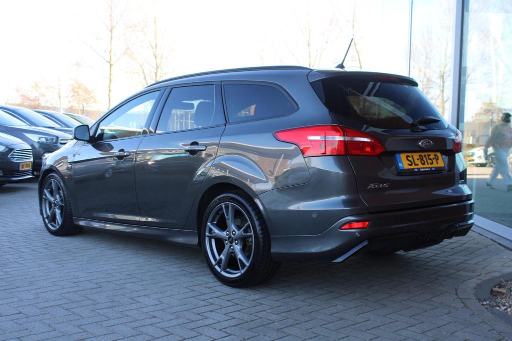 Ford Focus Wagon 1.0 ST-Line | Voorruitverwarming | 18 inch, Gebruikt, Euro 6, Origineel Nederlands, Handgeschakeld