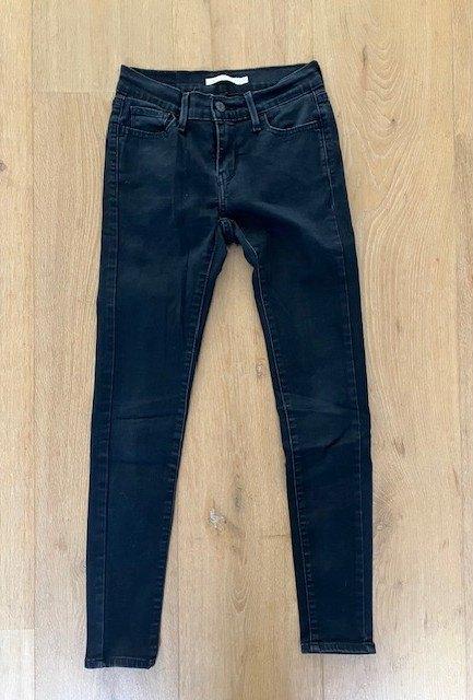 Mooie jeans Levi’s maat 26 model 710, Kleding | Dames, Spijkerbroeken en Jeans, Zwart, Ophalen of Verzenden, Zo goed als nieuw