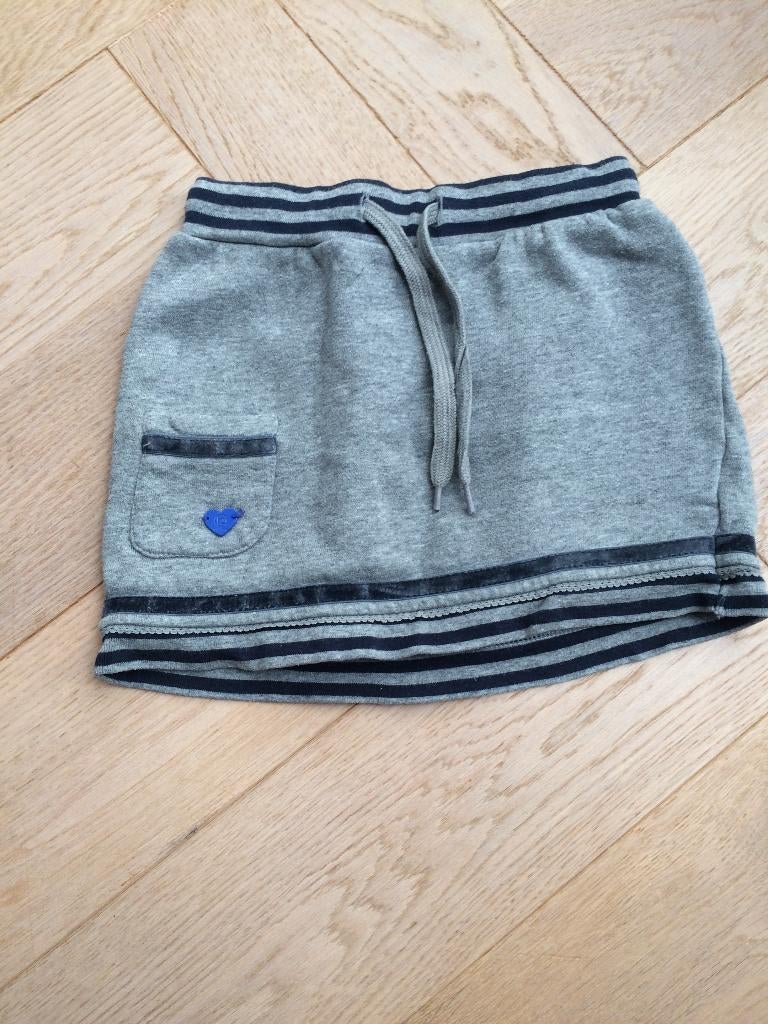 Leuk (wat dikker) sportief rokje van Frendz mt 116 - erg net, Kinderen en Baby's, Kinderkleding | Maat 116, Gebruikt, Meisje, Frendz