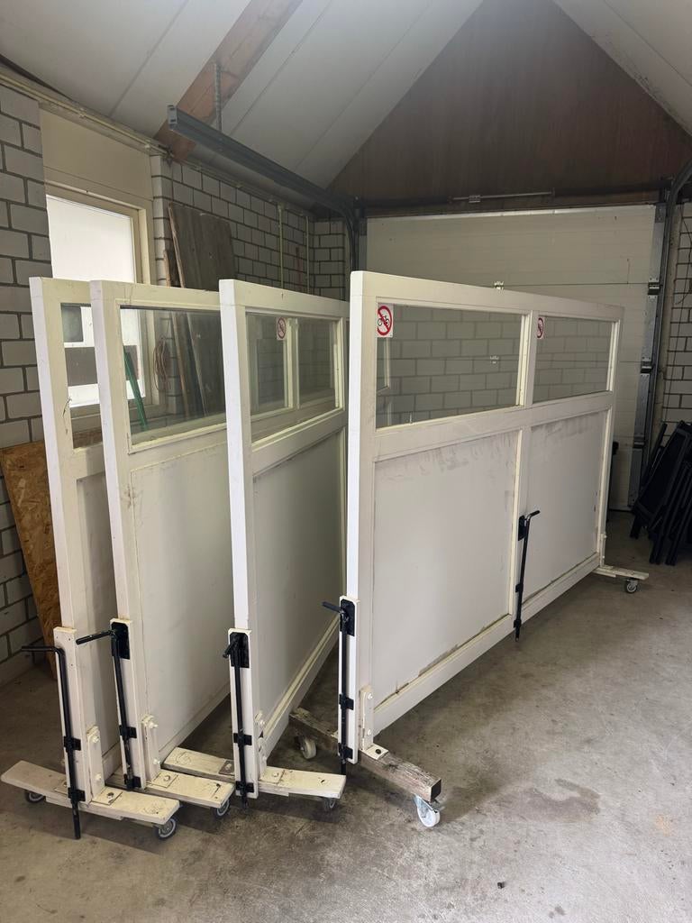 4 stevige hardhouten windschermen 225 x170 op wielen, Tuin en Terras, Ophalen, Gebruikt, 200 cm of meer, 150 tot 200 cm