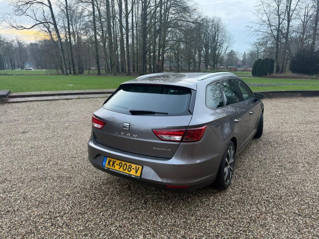 Goed onderhouden “SEAT Leon Eco.1.0, Auto's, Seat, Particulier, Leon, Achteruitrijcamera, Adaptive Cruise Control, Airbags, Airconditioning