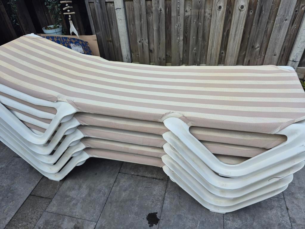 Ligbedden 5 stuks, Ophalen of Verzenden, Gebruikt, Kunststof, Verstelbaar