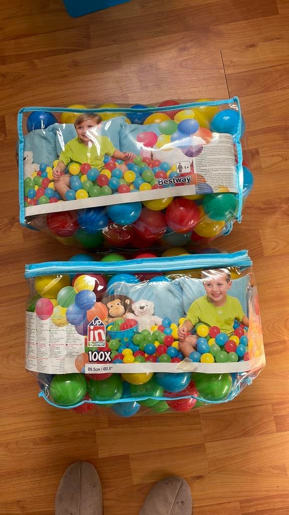 Plastic ballen 200x. Bestway Splash Nieuw, Ophalen, Nieuw