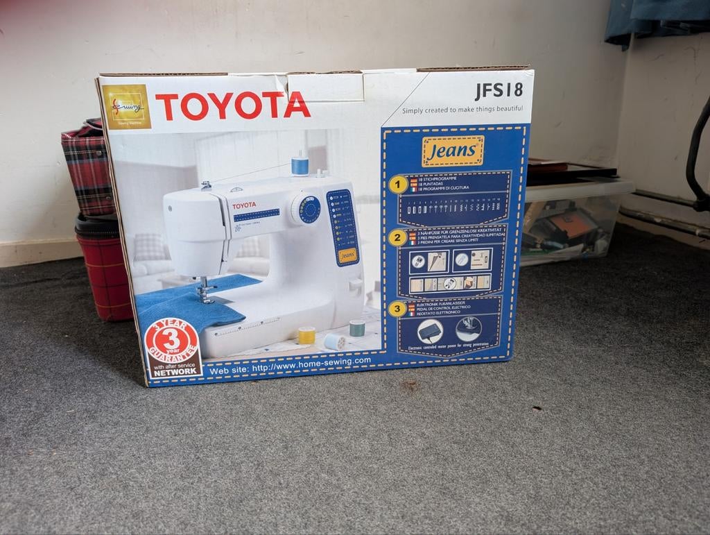 Toyota JFS18 Naaimachine, Hobby en Vrije tijd, Naaimachines en Toebehoren, Ophalen, Nieuw, Naaimachine, Overige merken