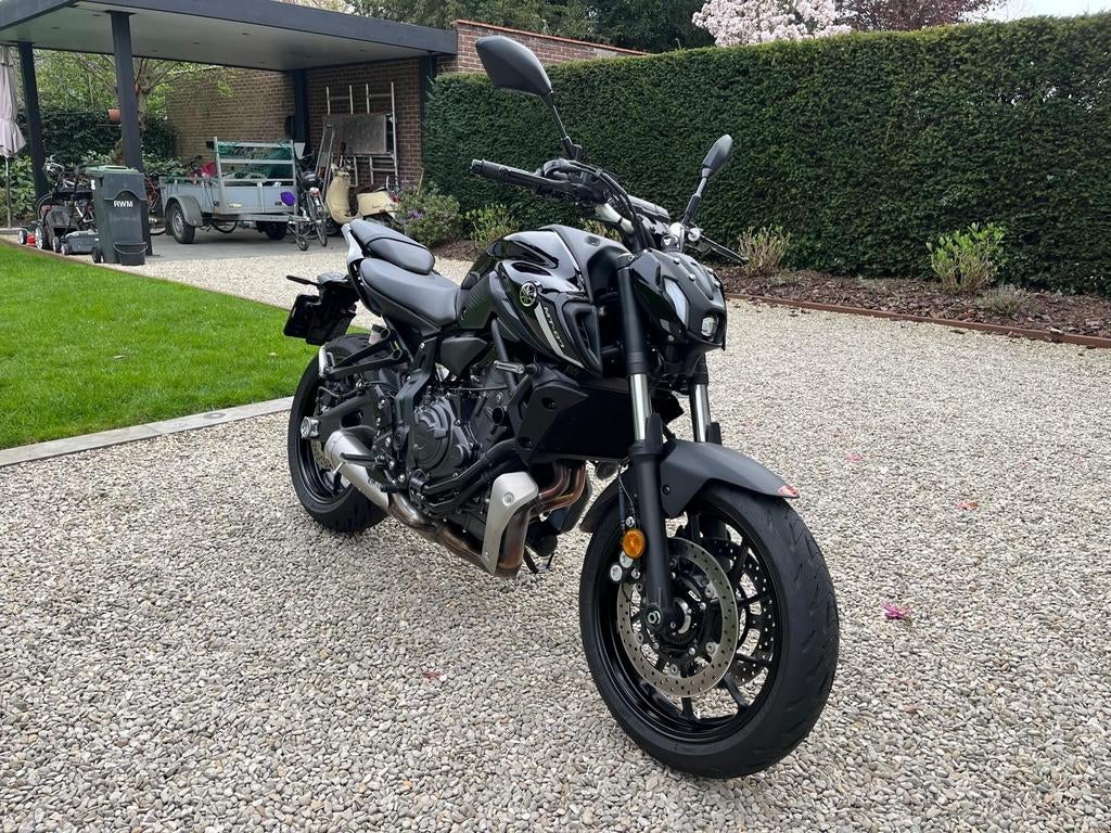 Yamaha MT-07 met slechts 1200km zgan, Motoren, Motoren | Yamaha, 2 cilinders, Gebruikt, ABS, Handgeschakeld