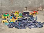 Grote set chuggington treinbaan ludorum met 7 treintjes, Ophalen, Gebruikt