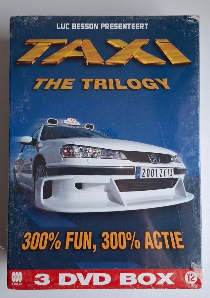 TAXI The Trilogy 3-DVD Box. (100% Nieuw), Cd's en Dvd's, Dvd's | Actie, Nieuw in verpakking, Actie, Boxset, Vanaf 12 jaar, Ophalen of Verzenden