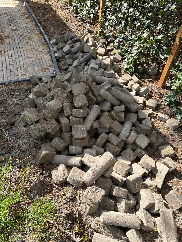 Gebruikte betonnen klinkers, Ophalen, Gebruikt, Klinkers, 10 m² of meer