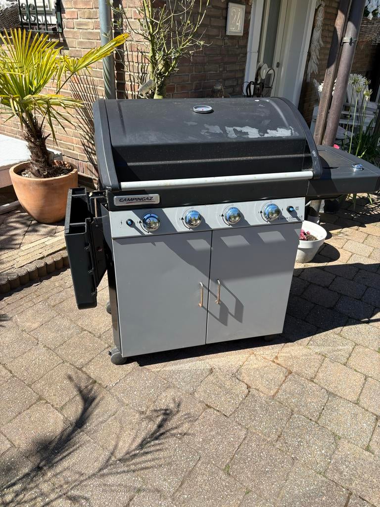 Campingaz 4 Series Classic LS Plus gasbarbecue, Ophalen, Gebruikt