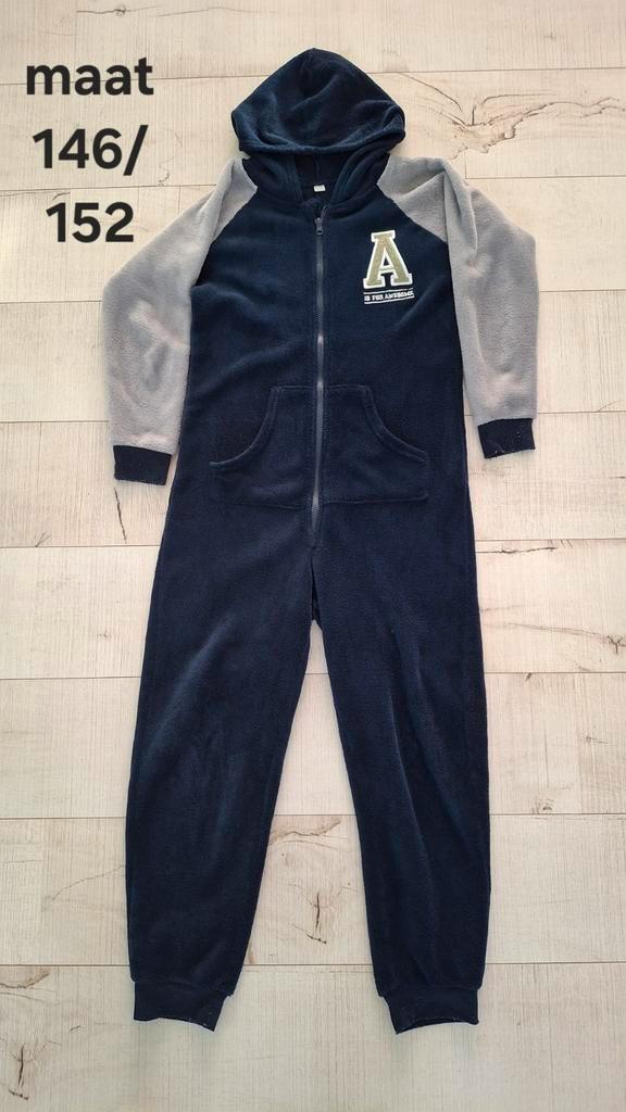 Comfortabele Onesie - Maat 146/152, Kinderen en Baby's, Kinderkleding | Maat 146, Zo goed als nieuw, Jongen of Meisje, Ophalen of Verzenden