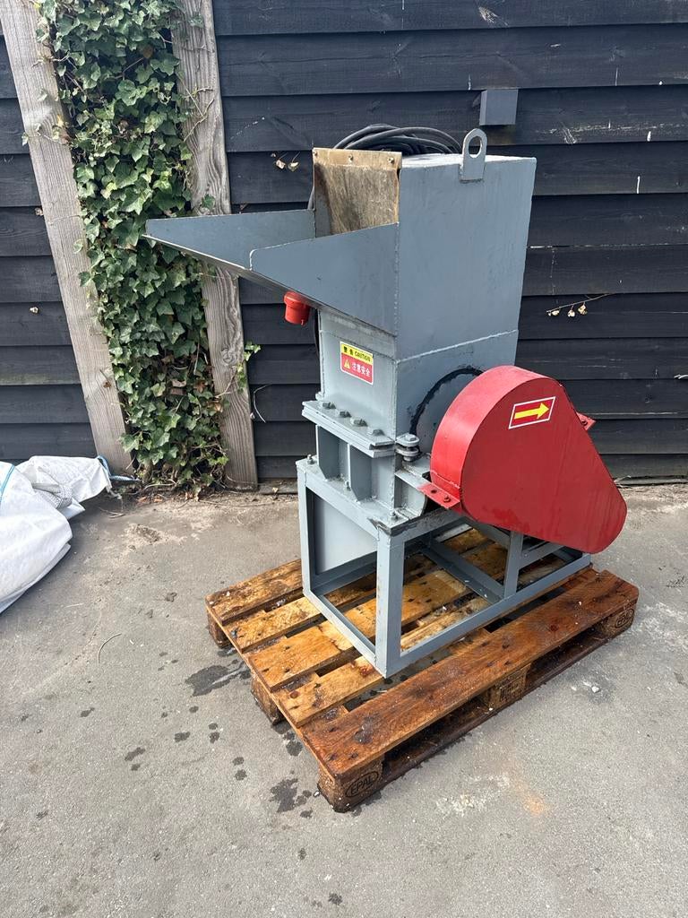 Industriële shredder 5.5 kW, Ophalen of Verzenden