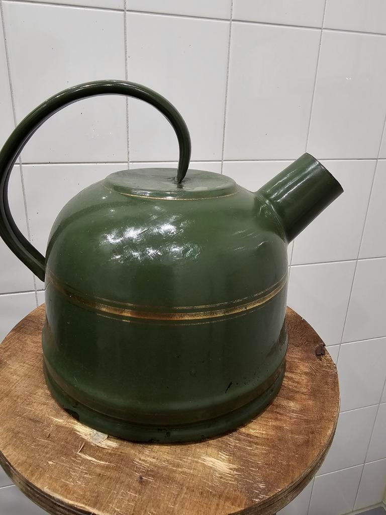 Donkergroen emaille fluitketel van BK, Ophalen of Verzenden