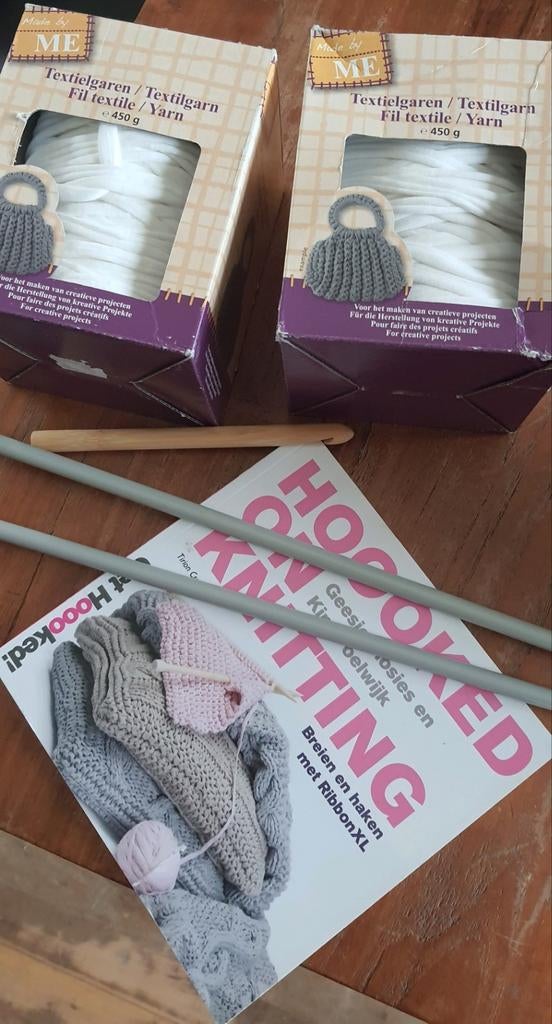 Brei- en Haakpakket: Textielgaren, Naalden & Boek, Hobby en Vrije tijd, Breien en Haken, Ophalen of Verzenden