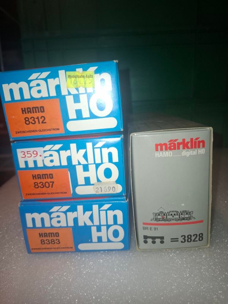 Div marklin lege lok dozen 10 stuks, Gebruikt, Locomotief, Gelijkstroom of Wisselstroom, Ophalen of Verzenden