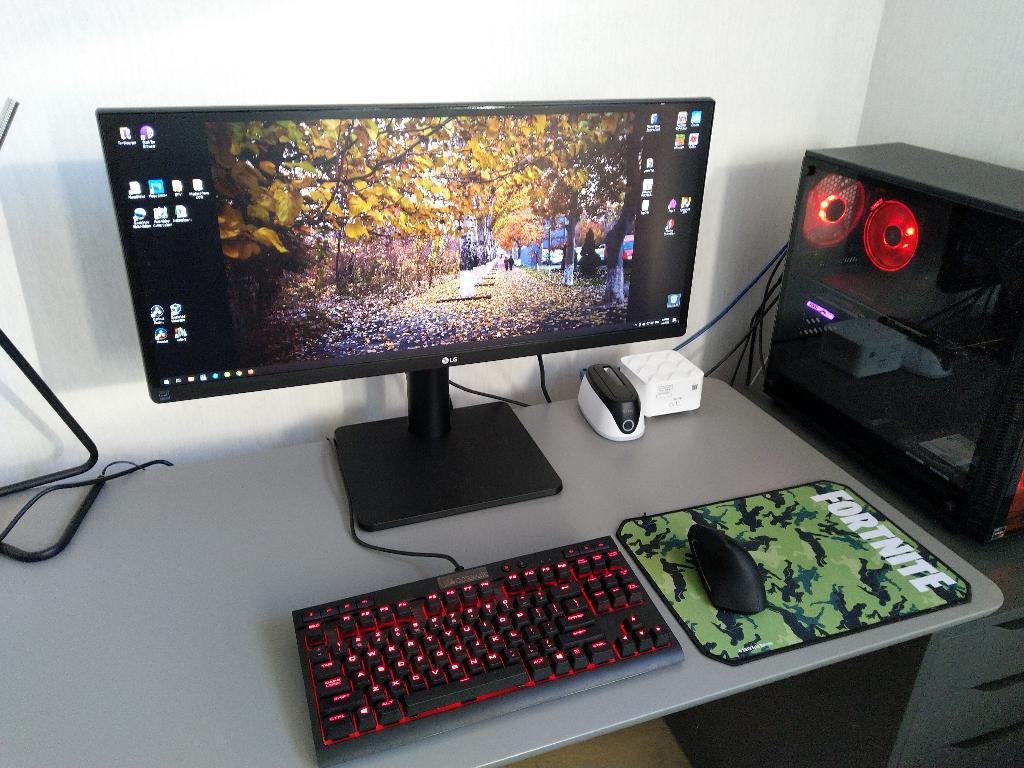 Ryzen7 3700x /64GB/ 5600XT, 64 GB of meer, 5 TB, Zo goed als nieuw, AMD Ryzen 7