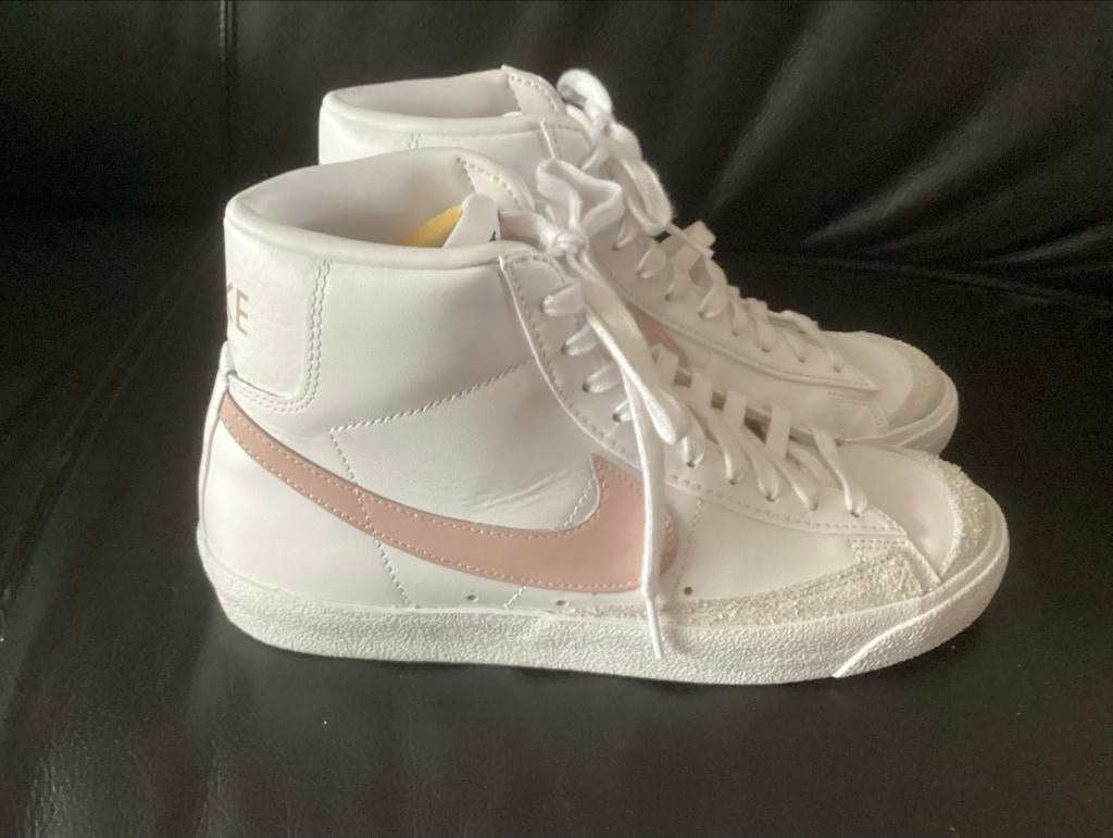 Nike Blazer Mid ‘77 Vintage Sneakers, Wit, Ophalen of Verzenden, Sneakers of Gympen, Zo goed als nieuw