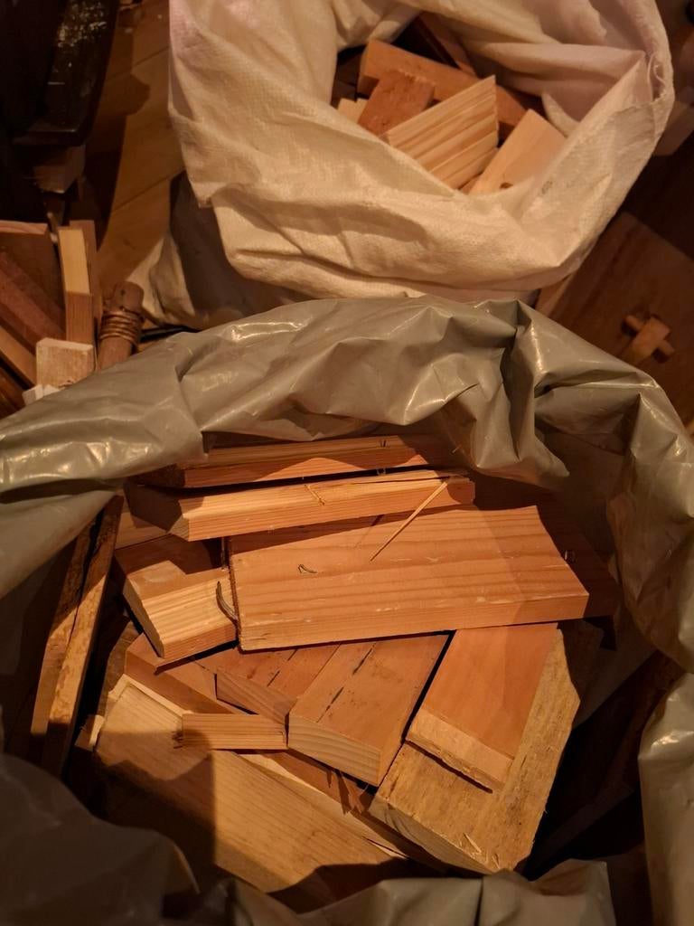 Brandhout voor de vuurkorf of kachel, Minder dan 3 m³, Ophalen