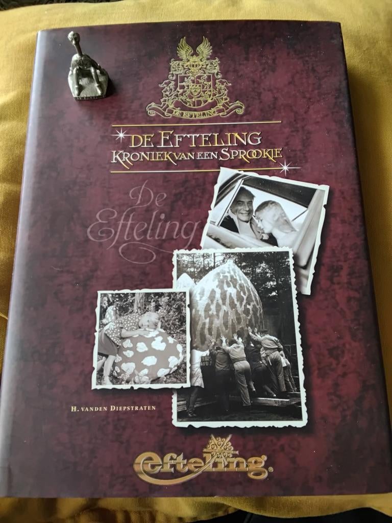 Boek Efteling 50 jaar en beeldje van Langnek, Ophalen, Zo goed als nieuw, Overige typen