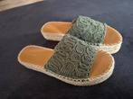 Leuke slippers maat 40 - zo goed als nieuw, Zo goed als nieuw, Graceland, Groen, Ophalen