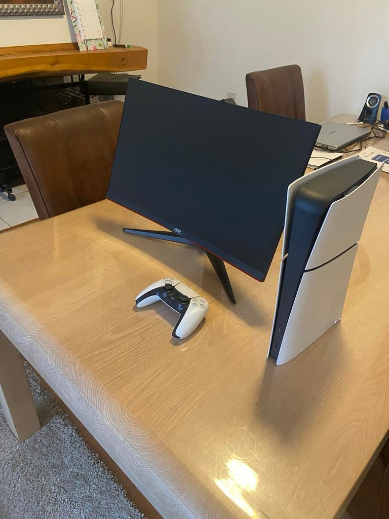 PlayStation 5 met controller en monitor, Spelcomputers en Games, Games | Sony PlayStation 5, Ophalen of Verzenden, Gebruikt