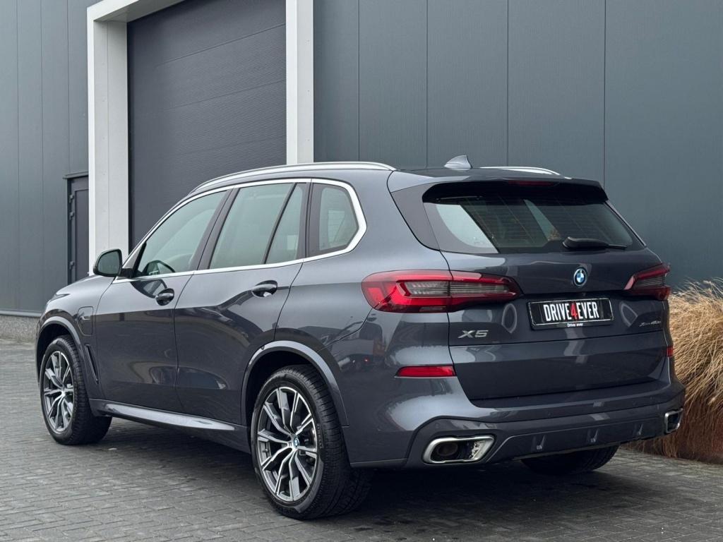 BMW X5 xDrive45e M PACK PANO NAVI CAMERA LED LEDER SPORTVELG, Automaat, Gebruikt, X5, Hybride Elektrisch/Benzine