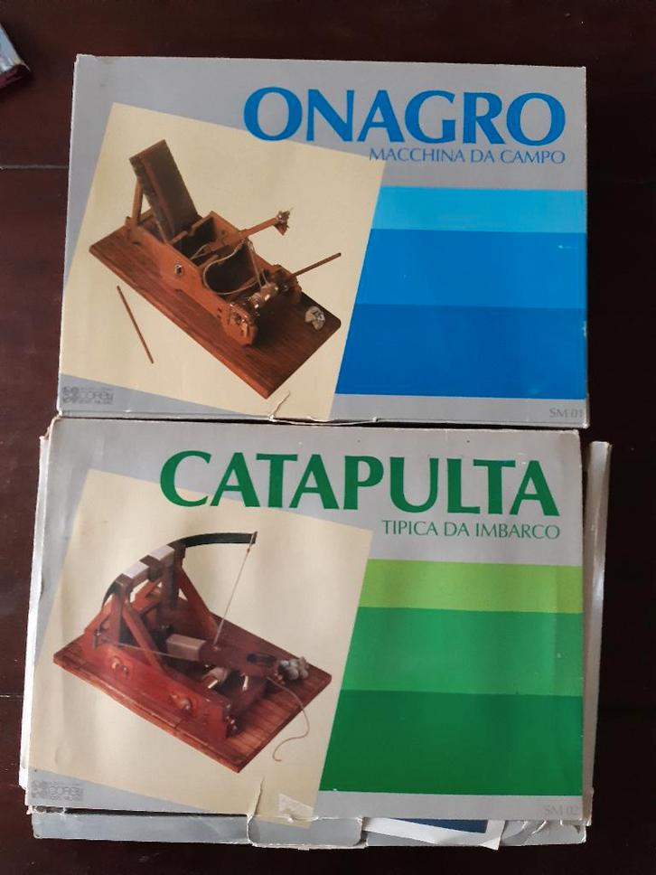 Catapulta en Onagro van Corel, Hobby en Vrije tijd, Modelbouw | Overige, Zo goed als nieuw, Groter dan 1:32, Ophalen of Verzenden