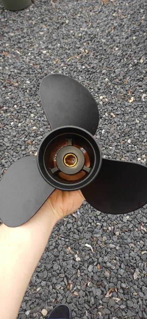 Solas 12 pitch 8 spline, Watersport en Boten, Ophalen, Motor en Techniek, Motorboot