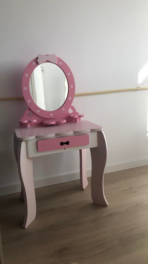 Kids dressing table €10, Ophalen, Zo goed als nieuw, 50 tot 100 cm, Minder dan 100 cm