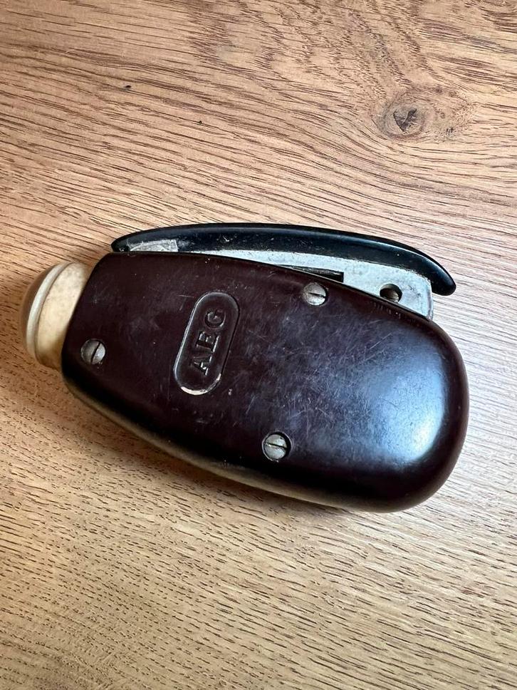 Wehrmacht knijpkat AEG, Verzamelen, Militaria | Tweede Wereldoorlog, Landmacht, Overige typen, Duitsland, Ophalen