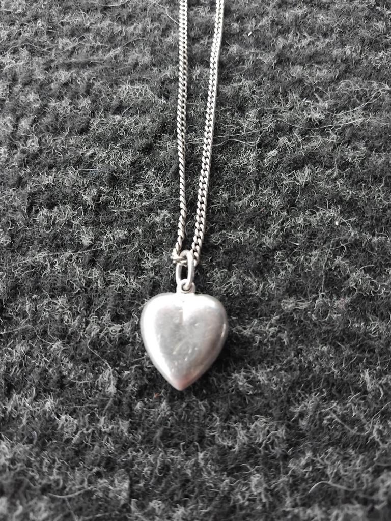 Zilver hartje bedeltje, Ophalen of Verzenden, Zilver, Zilver